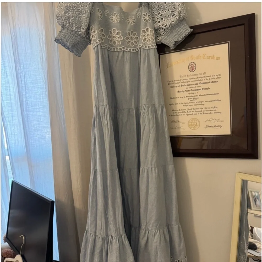 Saylor Rubie Dress Size Medium - Picture 4 of 5